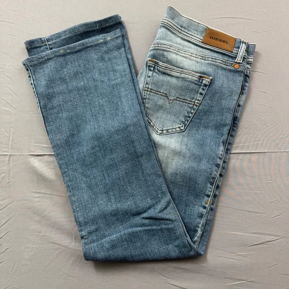 Diesel Lowleeh Slim Bootcut Jeans Blue Faded Low Waist W28 L32 084VD Stretch